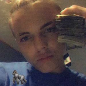 Meet your Posher, Tyler